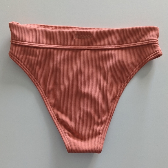 {Billabong} New Sand Dunes Maui Bikini Bottom - Picture 5 of 7